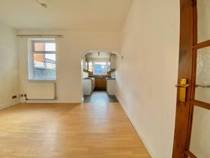 Dining Room- click for photo gallery